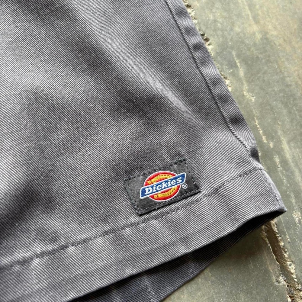 Y2K Dickies Baggy Skate Shorts - Picture 2 of 4